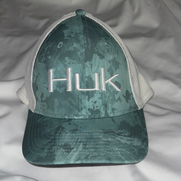 Huk Accessories - Huk Teal and White Fishing Cap BNWT